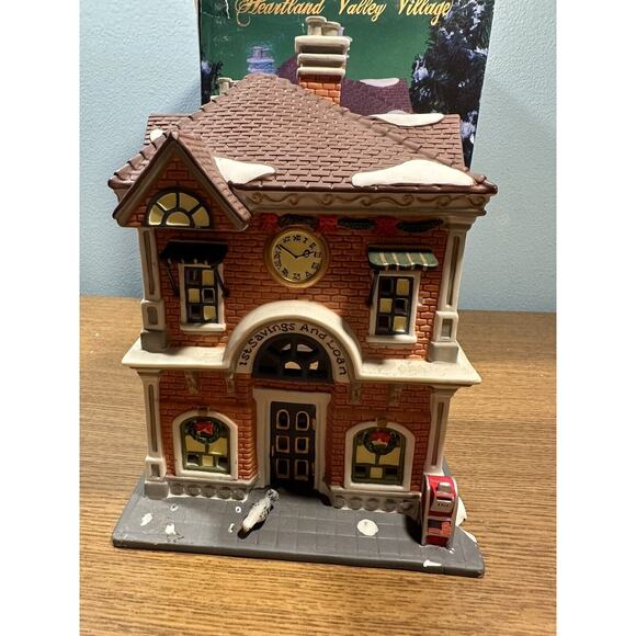 Hartland Valley Village Deluxe Porcelain Lighted House 1st Savings and Loan-Read - Picture 1 of 9